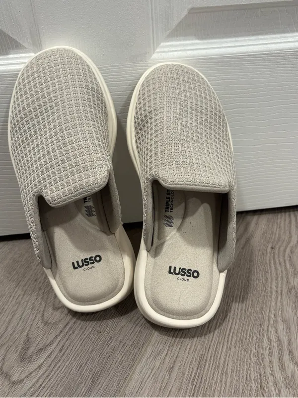 NWOT Lusso Cloud Pelli Waffle Knit Mules Slippers Gray White Women's Size 7 - Image 3