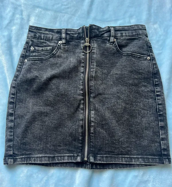 Garage Skirt - Image 2