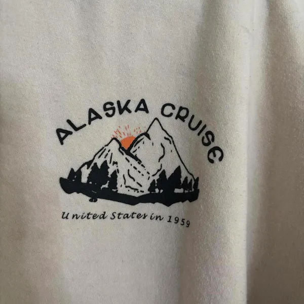 💕Cream crew neck long sleeve Alaska sweatshirt graphic casual vintage - Image 2