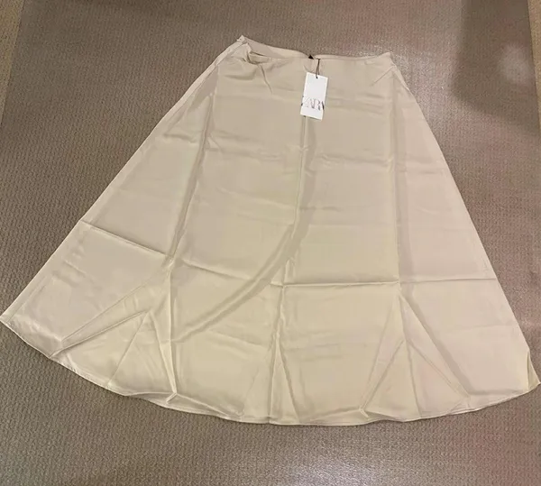 Zara A-line Beige Midi Satin Skirt. Size M - Image 2