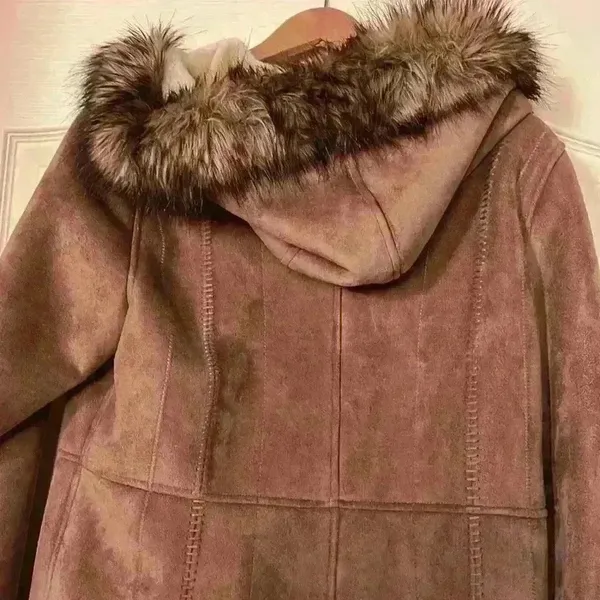 Gallery Women’s‎ faux fur Brown jacket - Image 5
