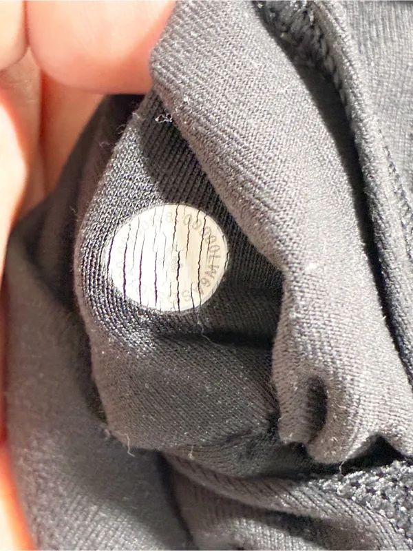 Lululemon Black Womens Cropped Leggings Size 4 - Image 3