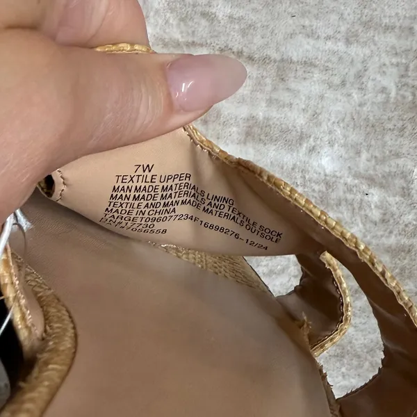A New Day Women’s 7 W Sandals Slide on Slip on Raffia Cut out Vacation Summer - Image 6