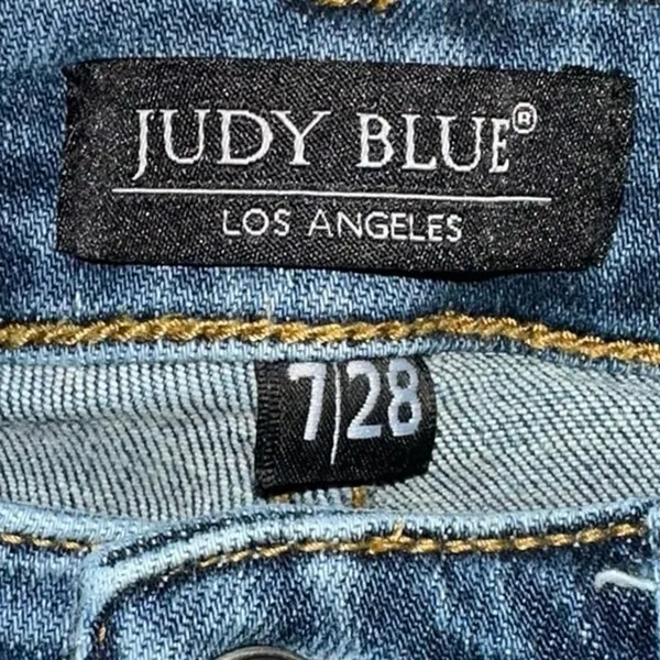 Judy Blue Straight Fit Jeans 7/28 Distressed Cuffed Hem Mid Rise‎ Denim - Image 3