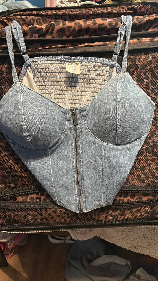 Corset Top No Boundaries - Image 2