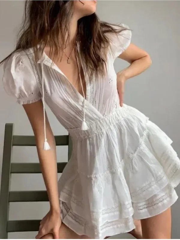 Aritzia Sunday Best Brier White Eyelet Lace Dress in Medium - Image 2