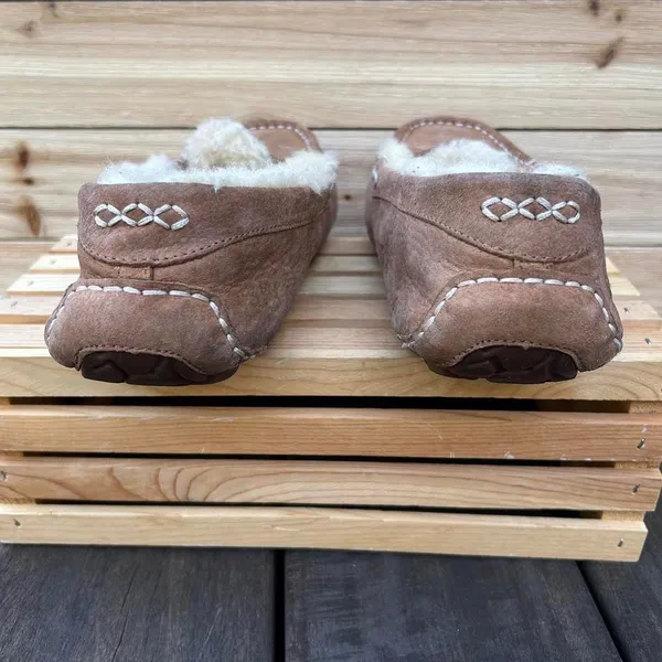 Tan UGG Ansley Slippers Seude Fuzzy Slip On Shoes Moccasins - Image 7