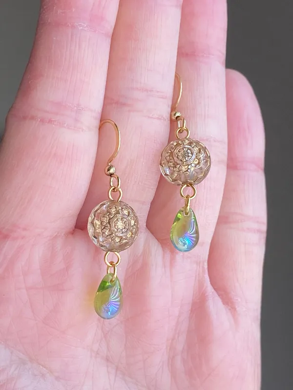 Handmade German & Czech beads elegant dangle earrings💚 - Image 6