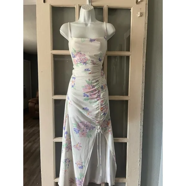 Zara Floral Ruched Dress‎ - Image 8