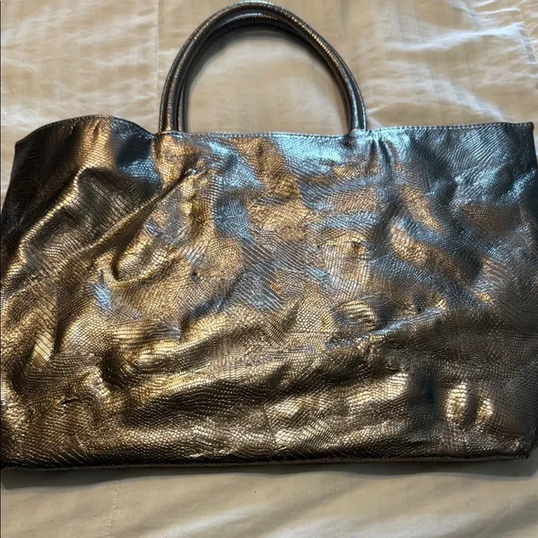 Estee Lauder Silver Tote‎ Bag with Structured Design - Image 4
