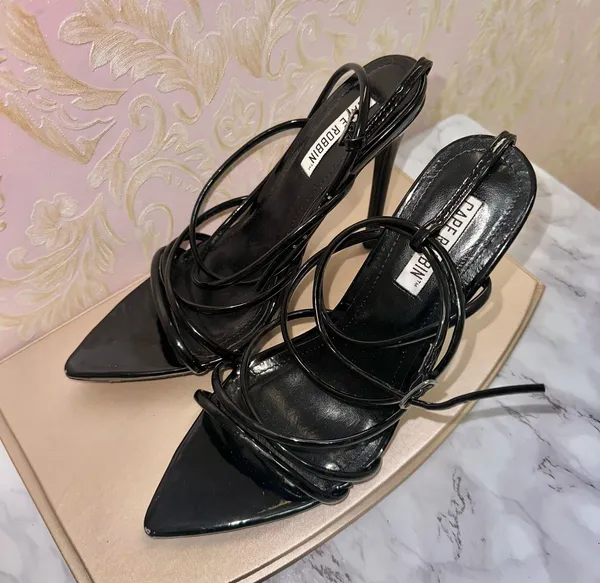 Cape Robbin black pointed strapped heels size 6.5 women’s - Image 2