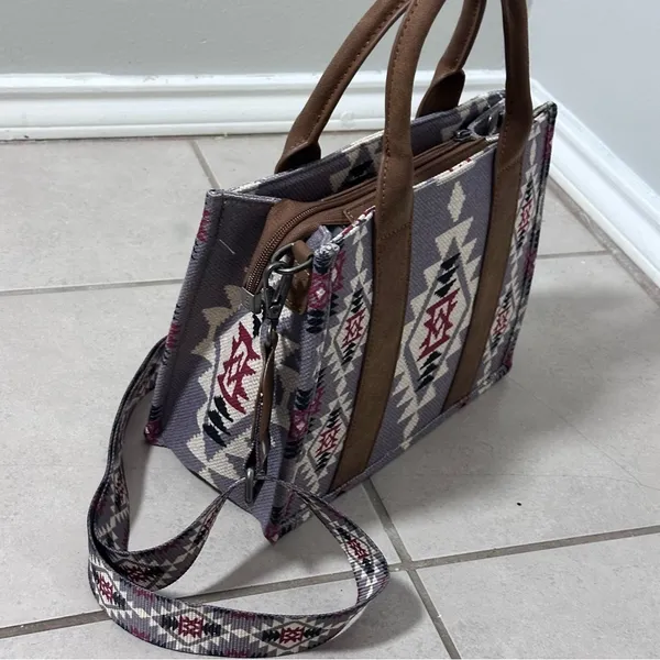 Wrangler‎ Women Aztec Southwestern Crossbody Tote Lavender Bag Purse - Image 6