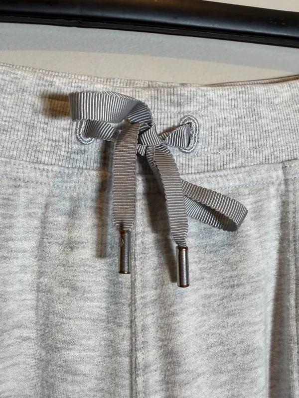 Lululemon Still Chill Jogger Sweatpants Women's 2 Heather Gray Active Loungewear - Image 8