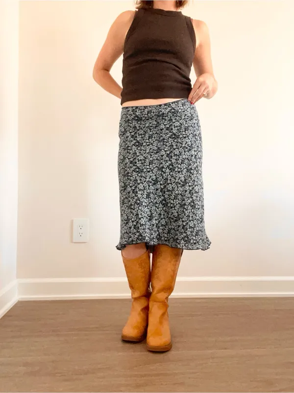 Vintage Old Navy Navy Floral Asymmetrical Midi Skirt - Image 4