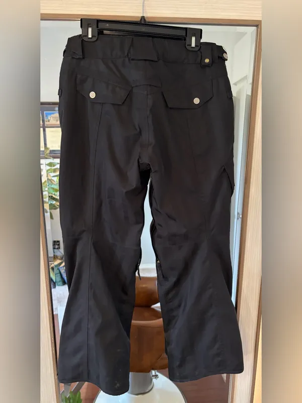 686 Women's SMARTY 3-IN-1 CARGO Snow Pants Black Pinstripe Size Small Zip Pocket - Image 3