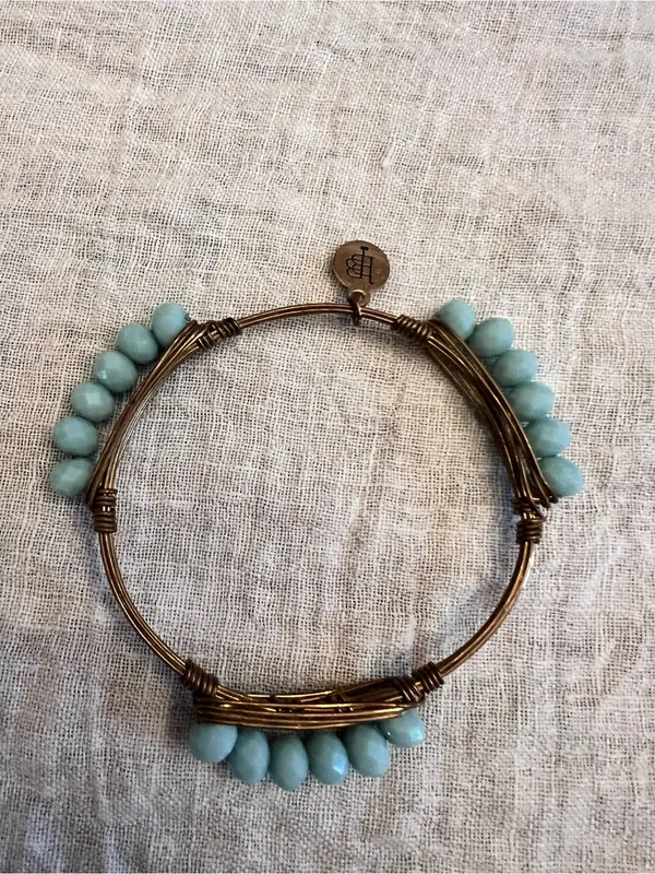 Bourbon and Bowties Turquoise Beaded Bracelet - Image 4
