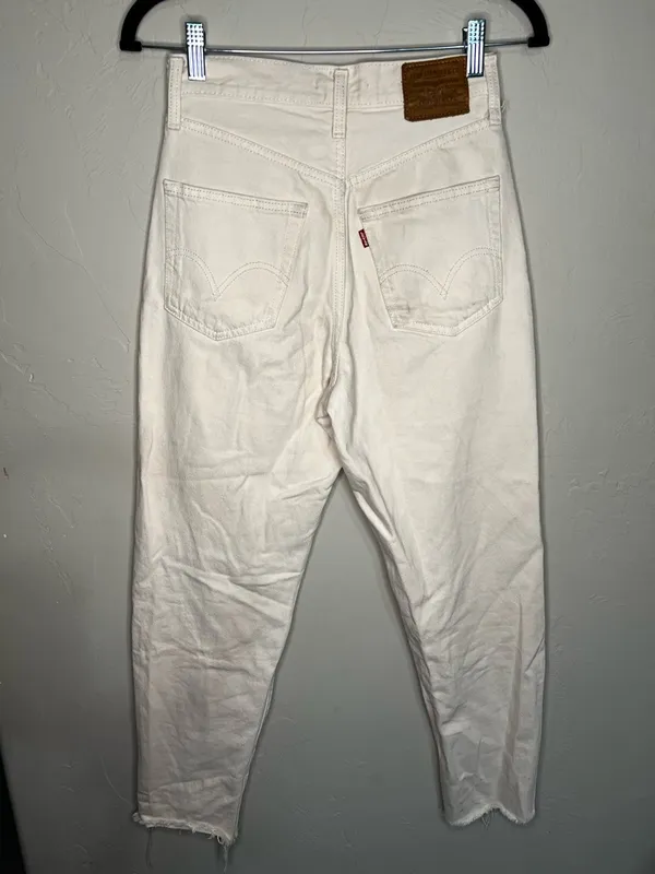 Levis Quality Premium High Loose Tapered Light Pink‎ Denim Jeans - Image 9