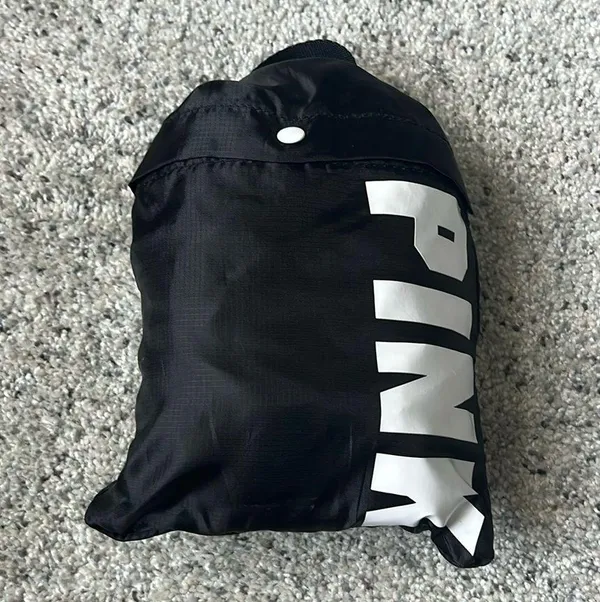 PINK Victoria's Secret Portable Duffle Bag - Image 3