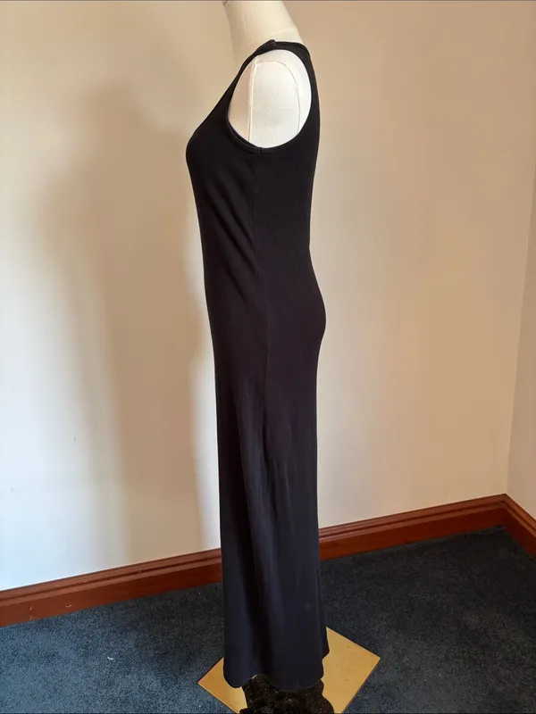 Minimalist Black Sleeveless Maxi Dress Nursing - Image 3