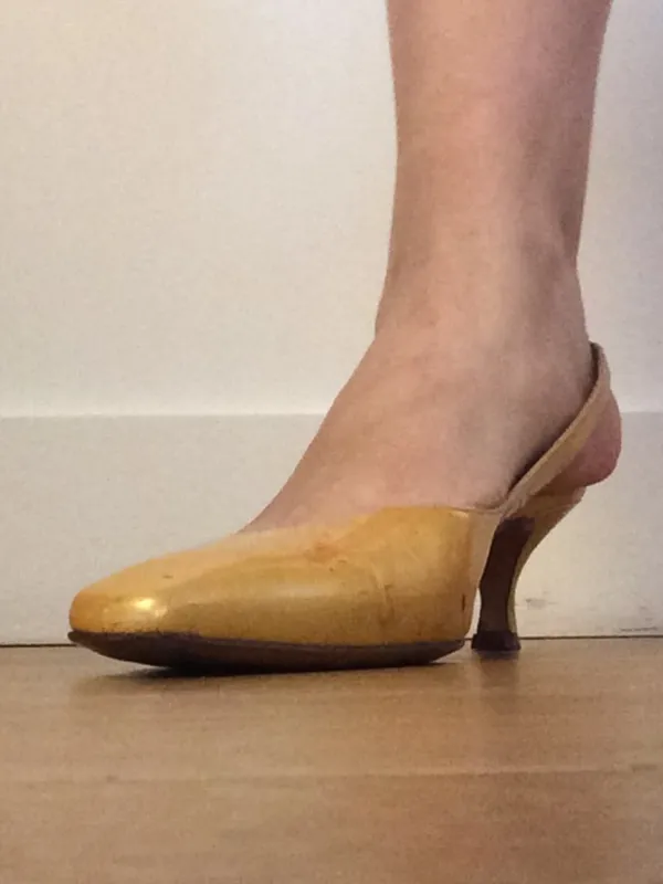 kitten heel slight sheer Lerre Made in Italy slingback size 39 Euro - Image 2