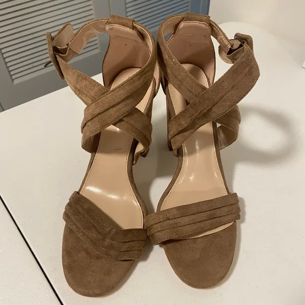 Forever 21‎ tan suede criss-cross strap heels — size 9 - Image 2