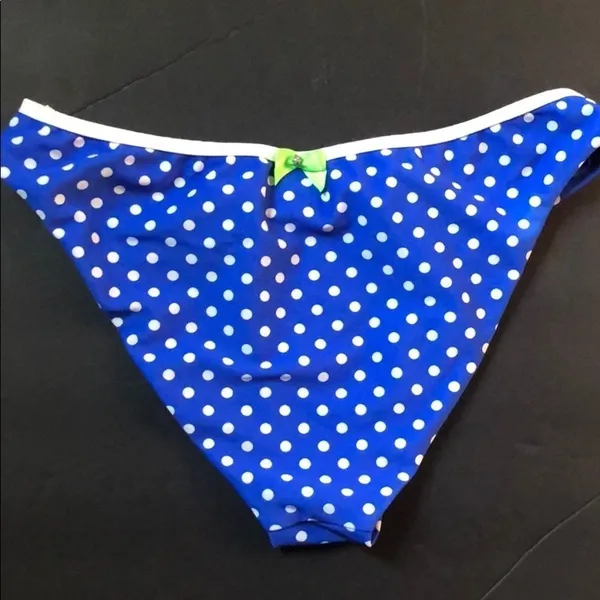 Beach Bunny Haute Dot Bikini Bottom - Image 7