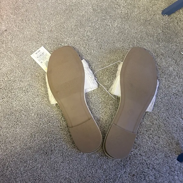 A New Day Women's Textured Cream Sandals size 11 new - Image 6
