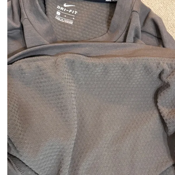 Nike Running Dri-FIT Grey Long Sleeve Top Thumbholes Large Gorpcore Active Life‎ - Image 5