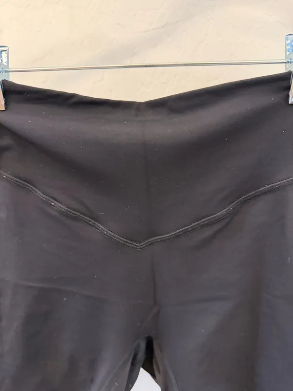 Lululemon Seamless Bike Shorts 6” - Image 4