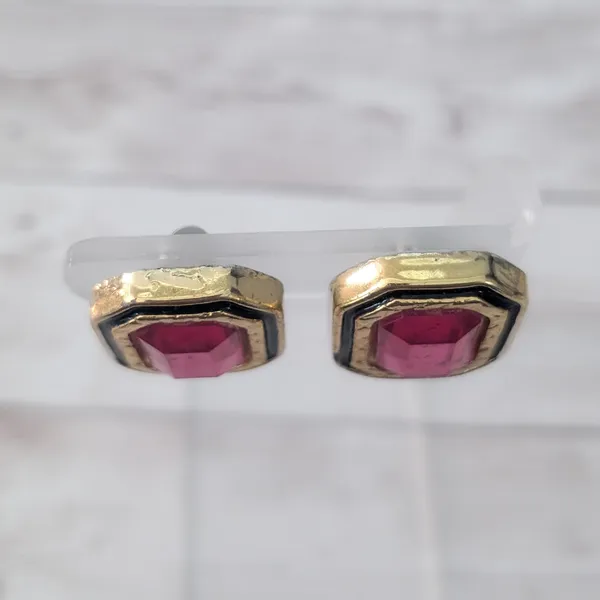 Vintage Clip On Earrings Pink & Gold Tone - Fair Condition - Image 6