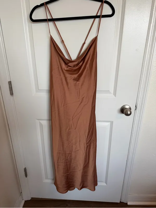 Show Me Your Mumu Verona Cowl Midi Dress Large - Image 3