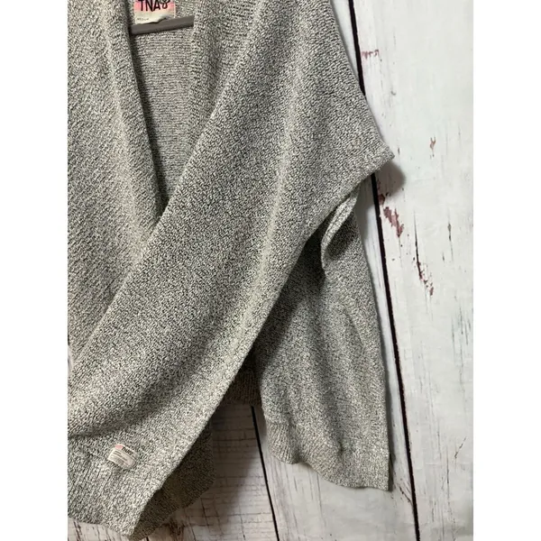 Aritzia TNA Ionic Cape Gray Oversized Knit Open Cardigan Size Medium - Image 4