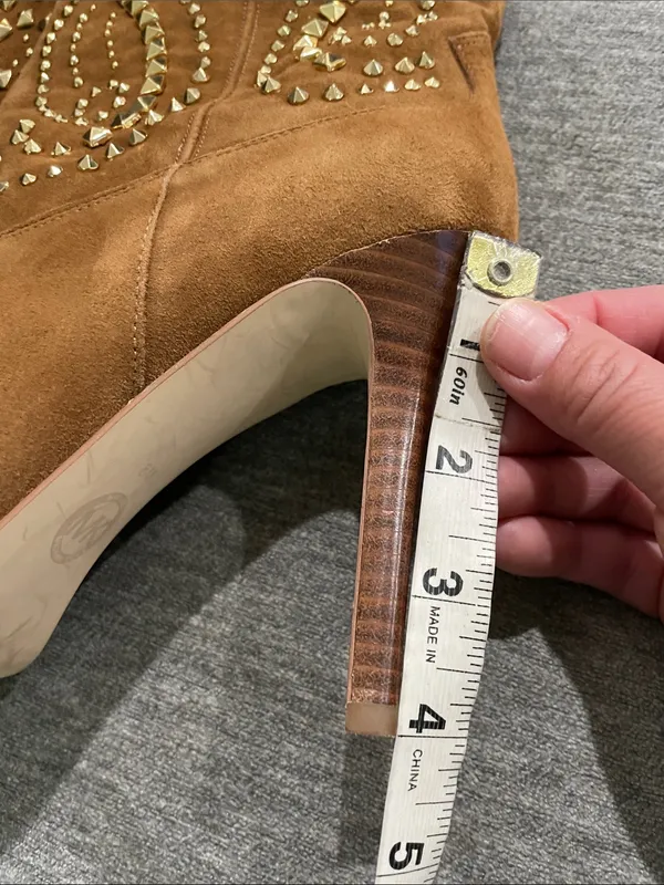 Michael Kors Reena Studded Caramel Ankle Boots Size 8 - Image 12
