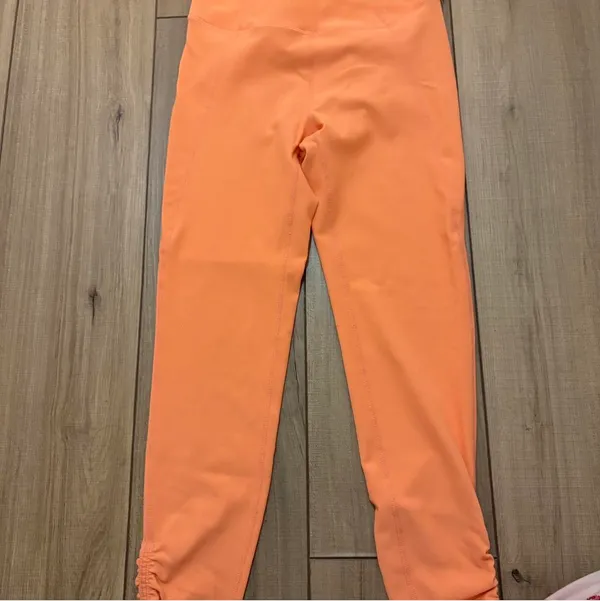 Orange Workout Set Size M - Image 3