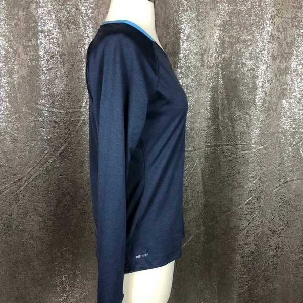 Nike‎ dri fit top - Image 5