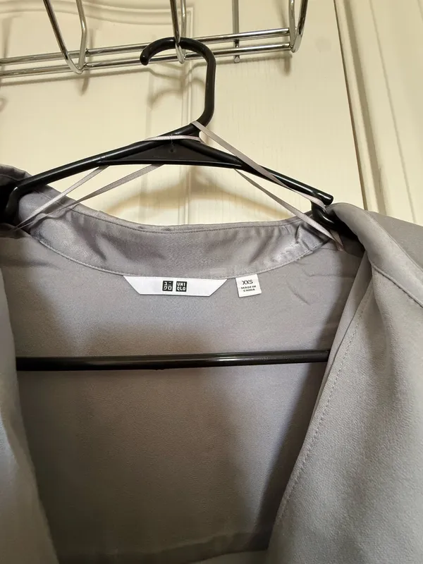 Uniqlo Blouse - Image 2
