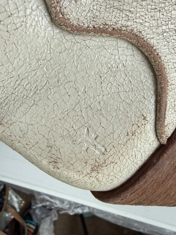 Frye Carson Piping Off-White Leather Crackled Vintage Chelsea Casual Ankle Boots - Image 10