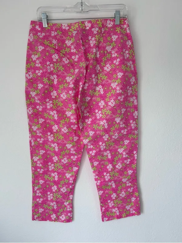 Lilly Pulitzer casual print pants size 8 - Image 2