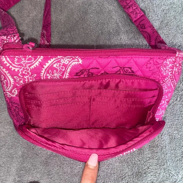 NWOT VERA BRADLEY Pink Paisley Print Crossbody Purse - Image 5