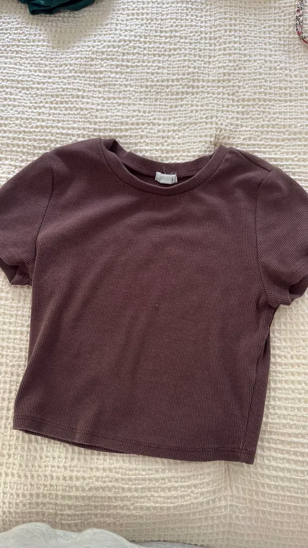 Garage brown baby tee - Image 2
