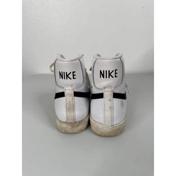 Nike Women's Blazer Mid‎ 77 White Black Size 7.5 - Image 4