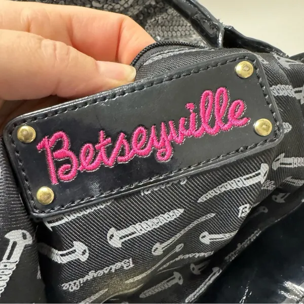 Betsey Johnson Betsyville Black White Floral Sequined Tote Bag Handbag Tote Purse Y2K McBling - Image 8