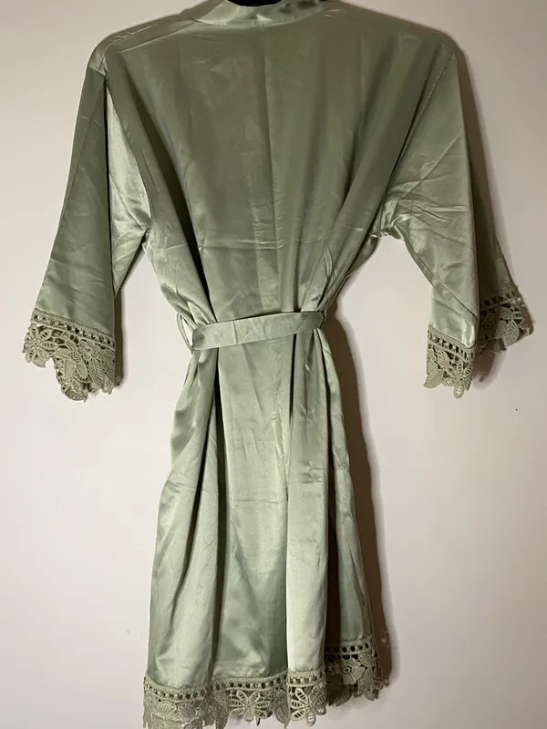 Handmade WOMENS Sage green Satin-Look Fabric short robe crochet lace detailed OSFM - Image 2