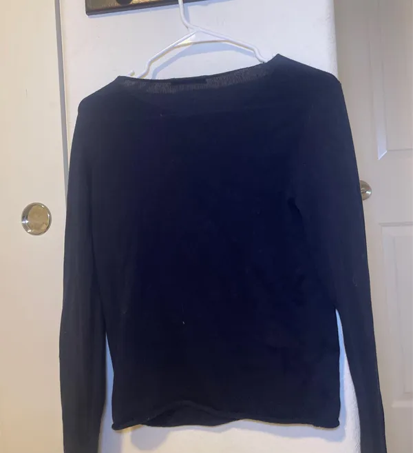 Brandy Melville Navy Long Sleeve - Image 2