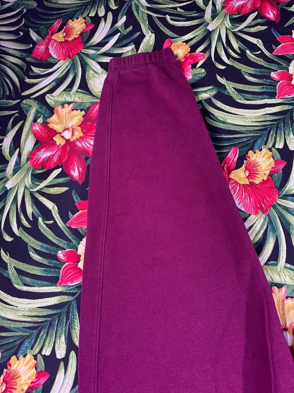 Nike Burgundy White Swoosh Sweatpants Size Medium - Image 3