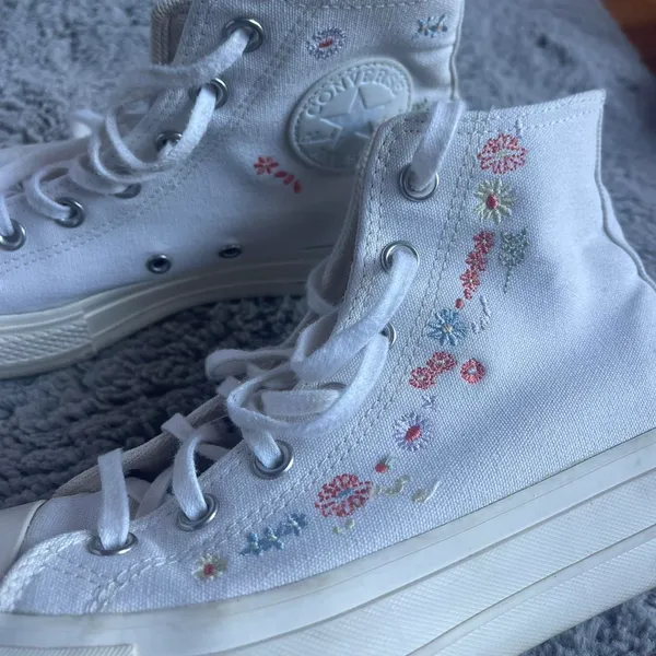 Embroidered Floral Platform Converse - Image 2