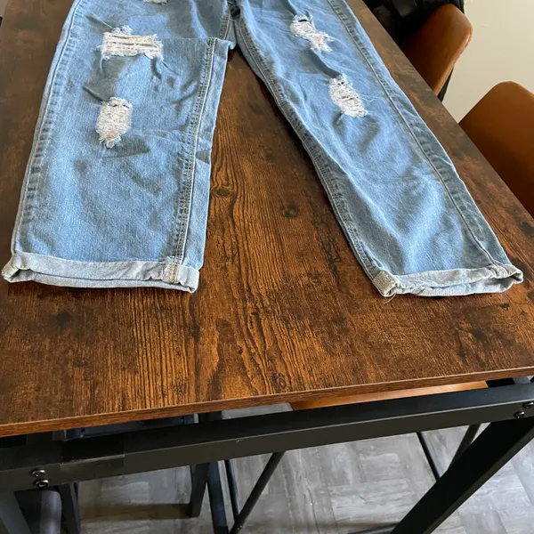 SheIn high waisted ripped Mom jeans - Image 4