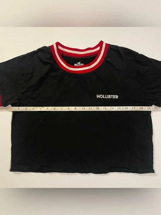Hollister Black Cropped Logo Tee with Trimmed Collar and Cuffs size M - Image 4