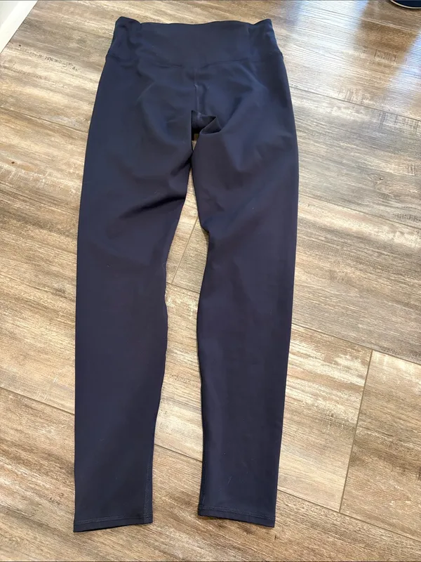 Quince Ultra-Soft Navy Blue Performance Legging size XS - Image 5