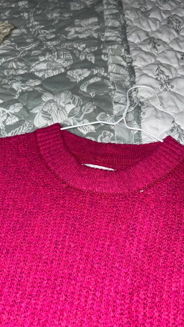 Pink American Eagle Sweater  - Image 3